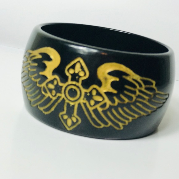 Wooden bracelet cross with Wings 2” - Picture 4 of 8